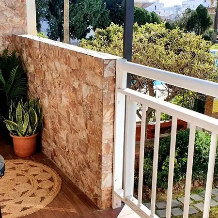 One Palm View 2-bdr - A Step From The Ocean! Apartment Benalmadena